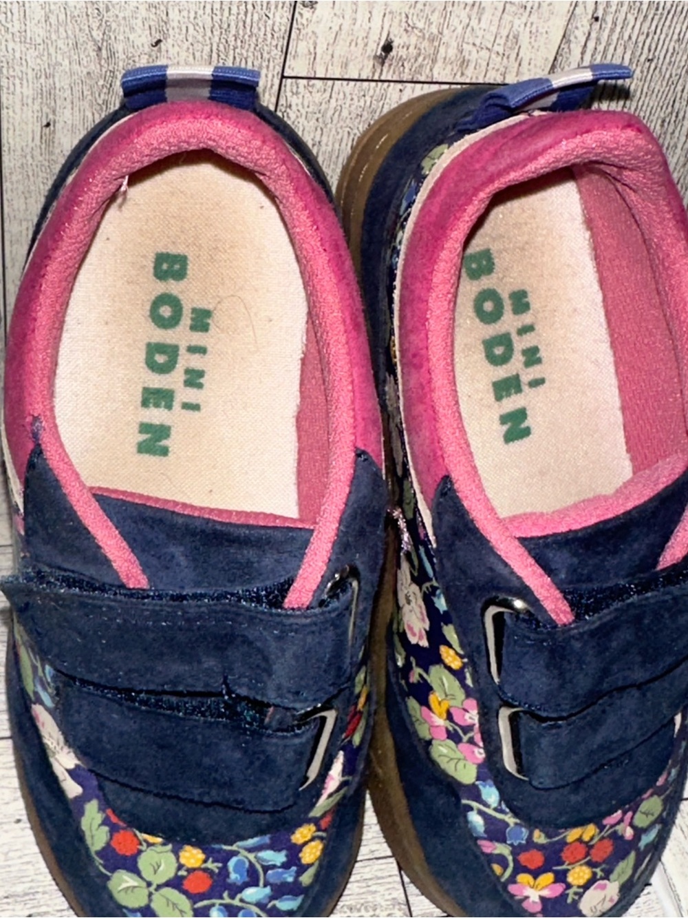 Mini Boden Toddler Girls Floral Double-Strap Sneakers – Size 8 - Picture 9 of 9